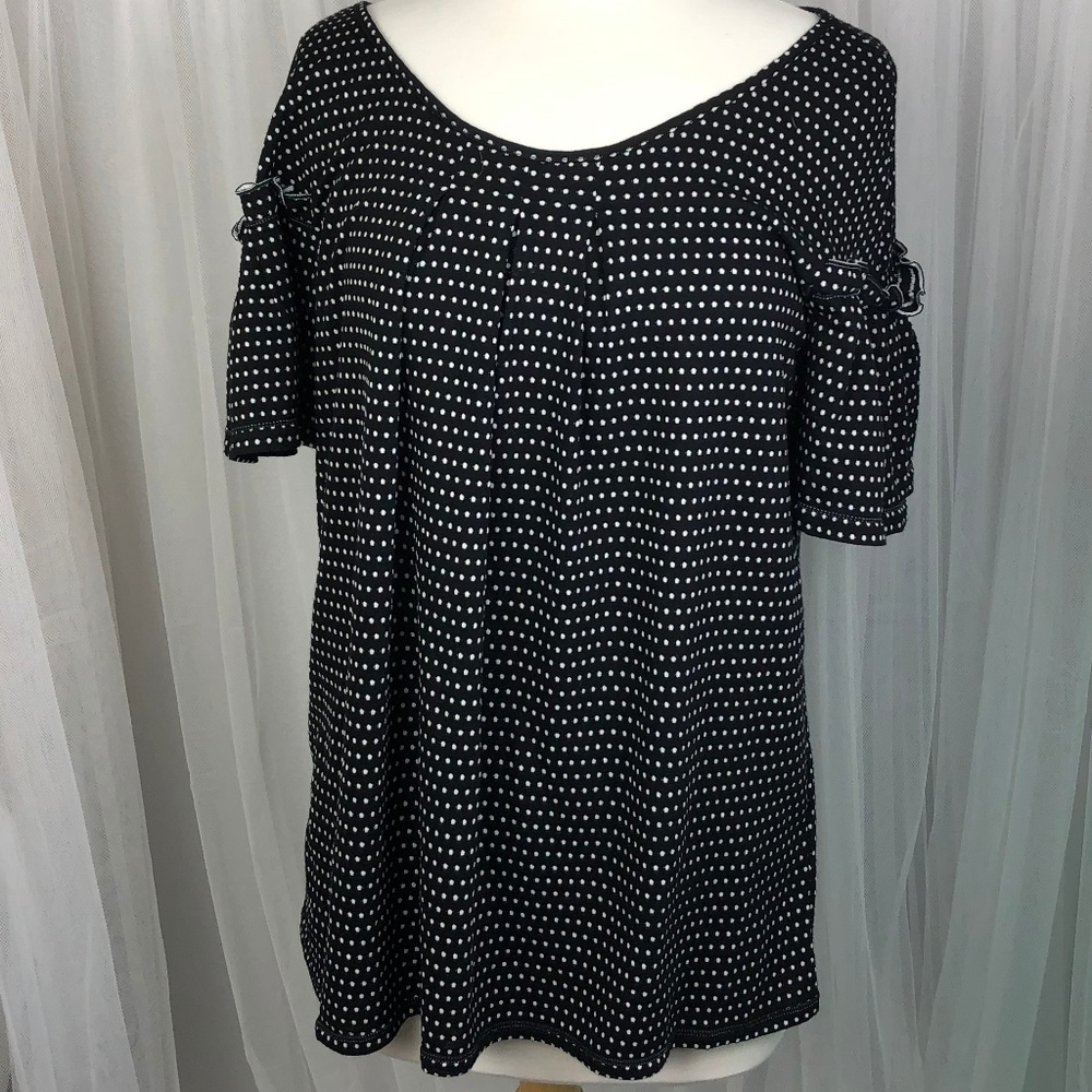 Max Studio Front Pleat Flutter Sleeve Tee SZ M